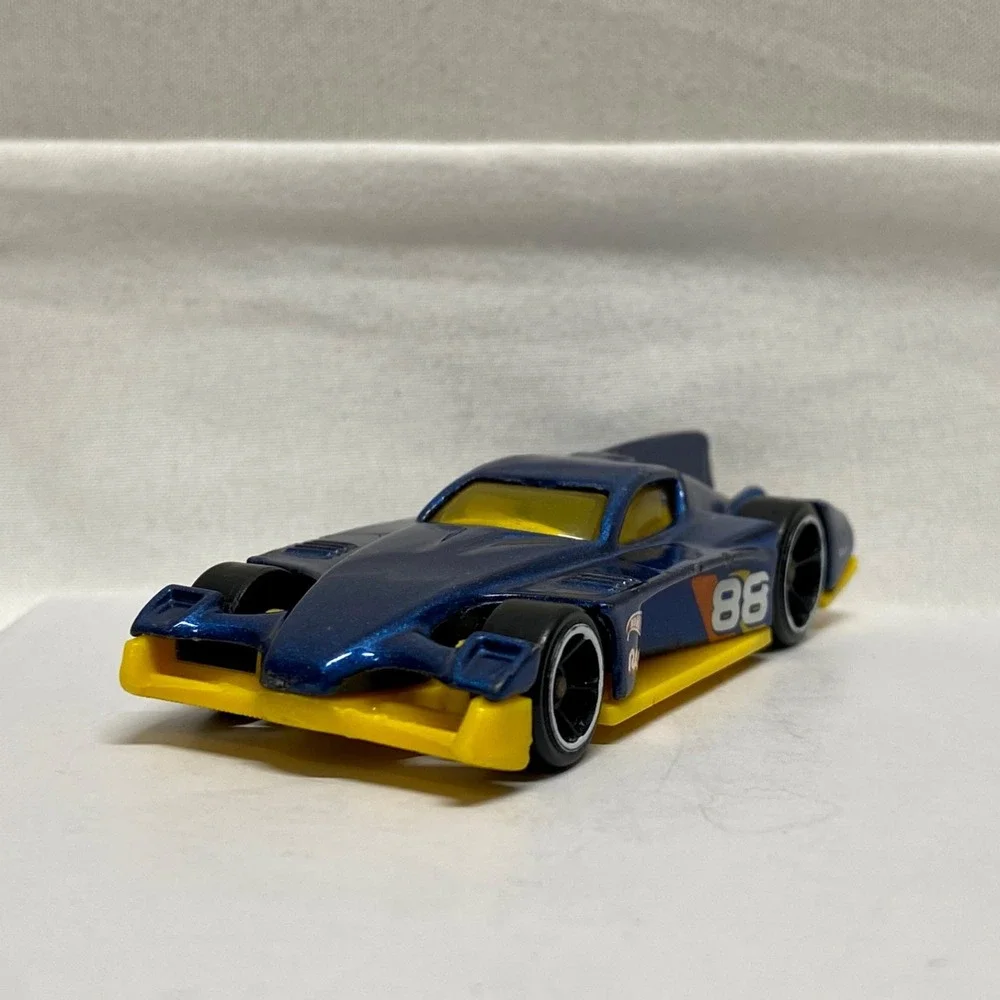 Vintage Hot Wheels Formul8r 2005 Blue #88 Die-cast 1/64 HW Collect Toy Car GUC